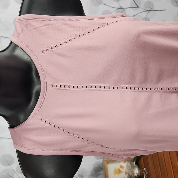 Athleta Foothill Tank - Picture 4 of 6